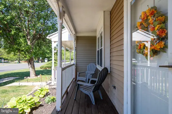 5328 QUALEY PL, Woodbridge, VA 22193