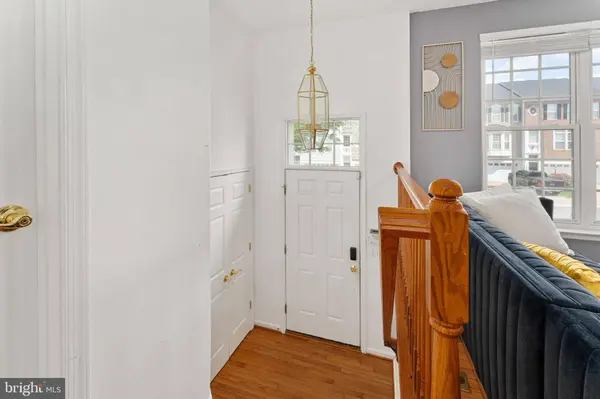 16796 SWEENEY LN, Woodbridge, VA 22191