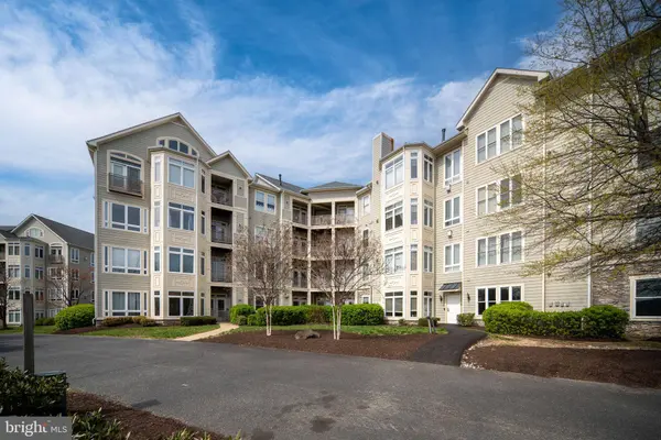 1621 LADUE #107, Woodbridge, VA 22191