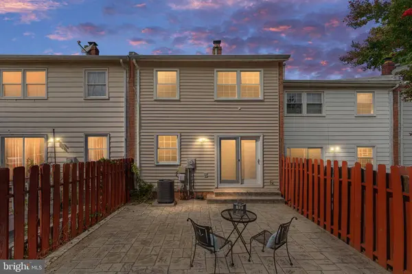 4305 ENSBROOK LN, Woodbridge, VA 22193