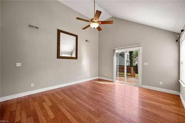 145 Kristen LN, Suffolk, VA 23434