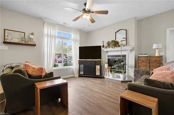 937 Lehman DR, Virginia Beach, VA 23462