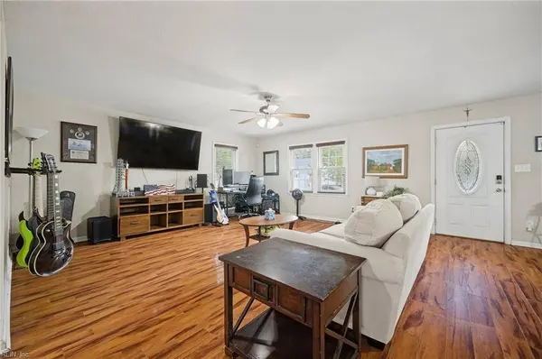 1307 Elm View AVE, Norfolk, VA 23503