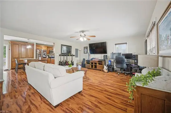 1307 Elm View AVE, Norfolk, VA 23503