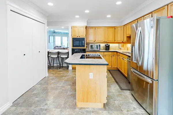 3603 Nico Wynd DR, Surrey, BC V4P 1J1