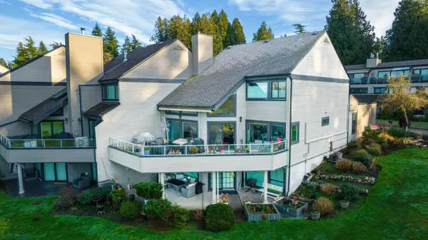 3603 Nico Wynd DR, Surrey, BC V4P 1J1