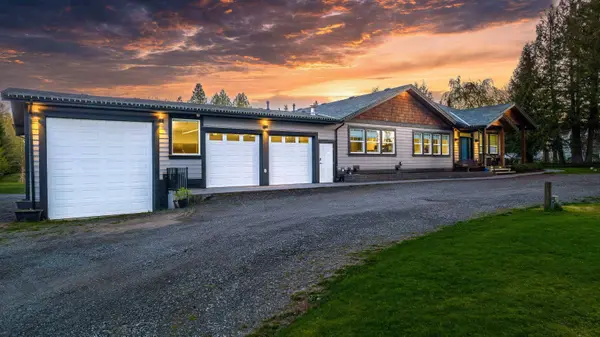 26258 60 AVE, Langley, BC V4W 1L2