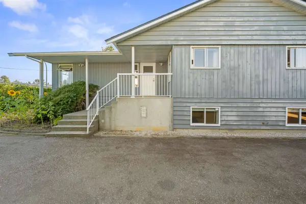 19475 116b AVE, Pitt Meadows, BC V3Y 1G1