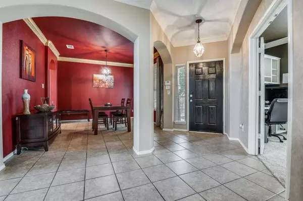 200 Bayonne Drive, Mansfield, TX 76063