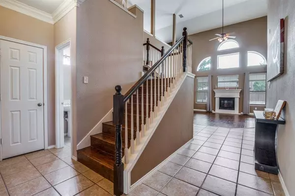 200 Bayonne Drive, Mansfield, TX 76063