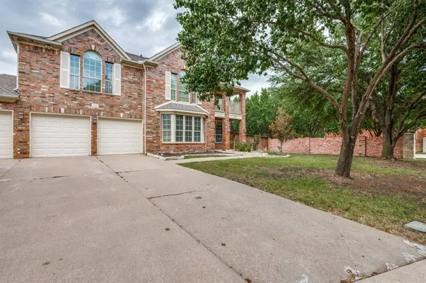200 Bayonne Drive, Mansfield, TX 76063