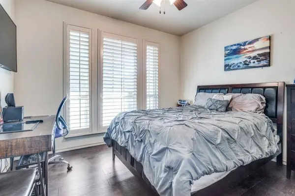 5109 Glen Meadow Drive, Arlington, TX 76001