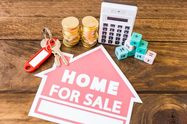 Should You Buy a Home Before or After Selling in Edmonton?