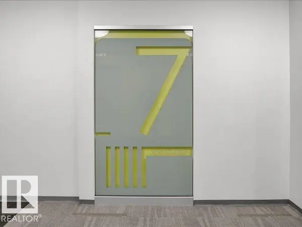 #708 10024 JASPER AV NW, Edmonton, AB T5J 1R9