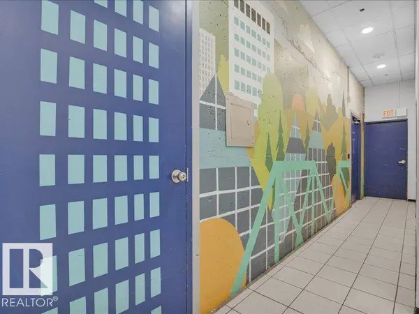 #708 10024 JASPER AV NW, Edmonton, AB T5J 1R9