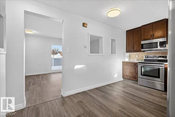 133 HABITAT CR NW, Edmonton, AB T5A 3K8