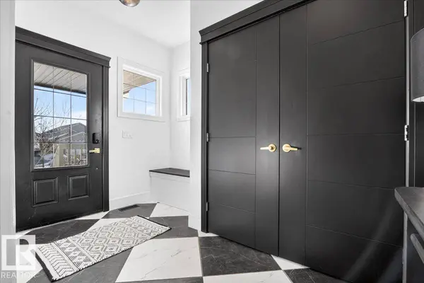 62 NAVAJO, Fort Saskatchewan, AB T8L 0K8