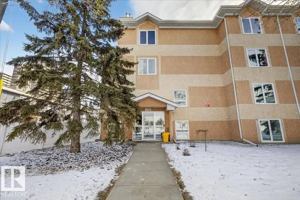 #101 8811 106A AV NW, Edmonton, AB T5H 3Y7