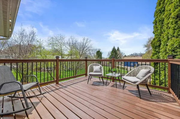 522 S Grandview BOULEVARD, Waukesha, WI 53188