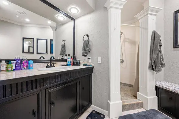 6171 Pleasant Hill DRIVE, West Bend, WI 53095