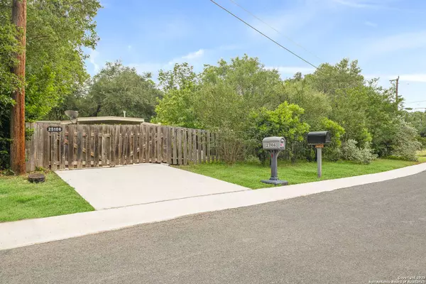 25106 Ima Ruth, San Antonio, TX 78257