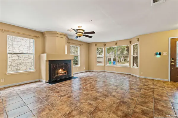 17426 Emerald Canyon, San Antonio, TX 78232