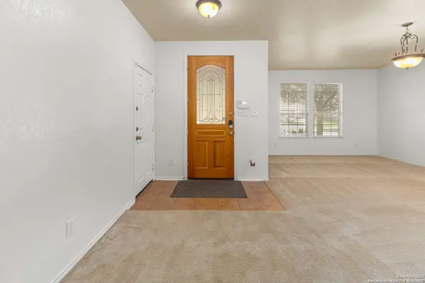 7114 Avery, Live Oak, TX 78233