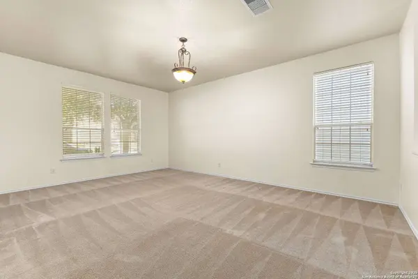 7114 Avery, Live Oak, TX 78233