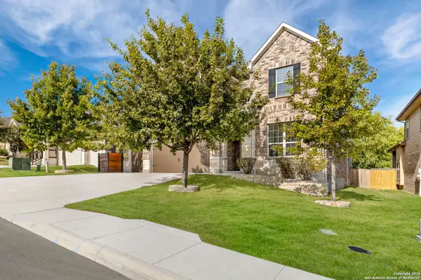 13539 Falls Summit, San Antonio, TX 78245