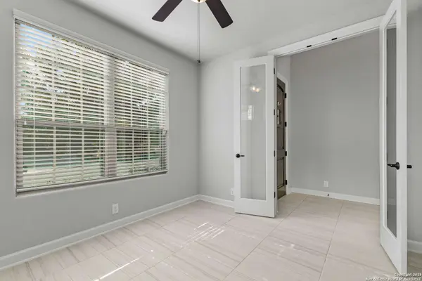 13539 Falls Summit, San Antonio, TX 78245