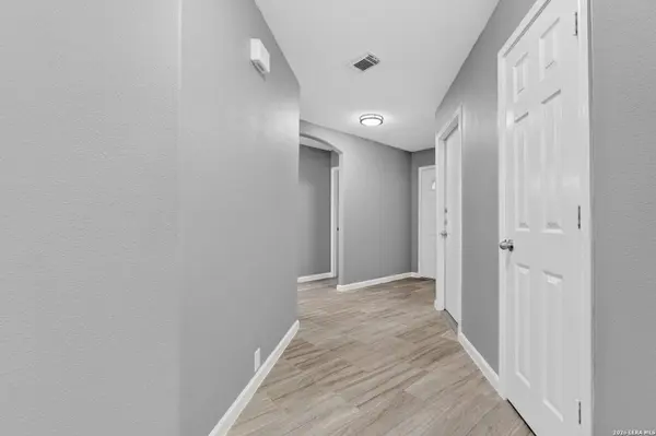 3950 CANYON PKWY, San Antonio, TX 78259