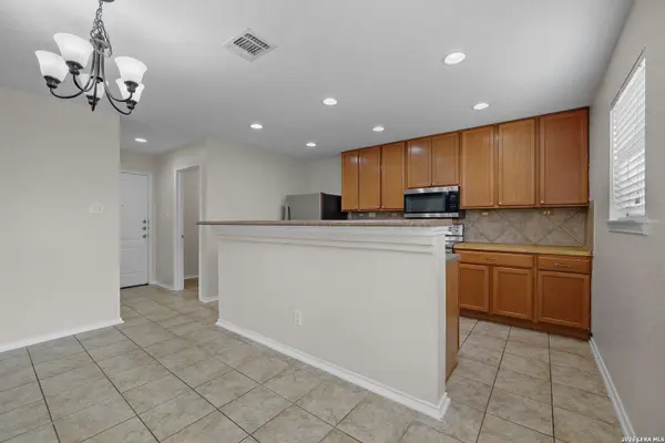 6634 POSEIDON WAY, Converse, TX 78109