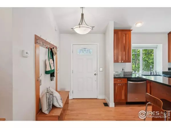 641 W Dahlia St, Louisville, CO 80027