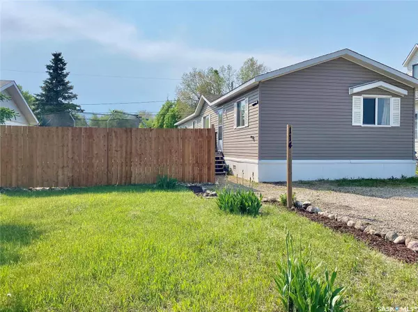 114 3 STREET E, Carnduff, SK S0C 0S0