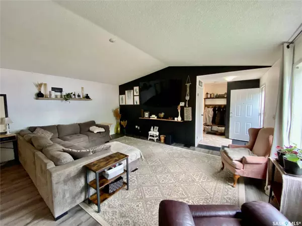 114 3 STREET E, Carnduff, SK S0C 0S0