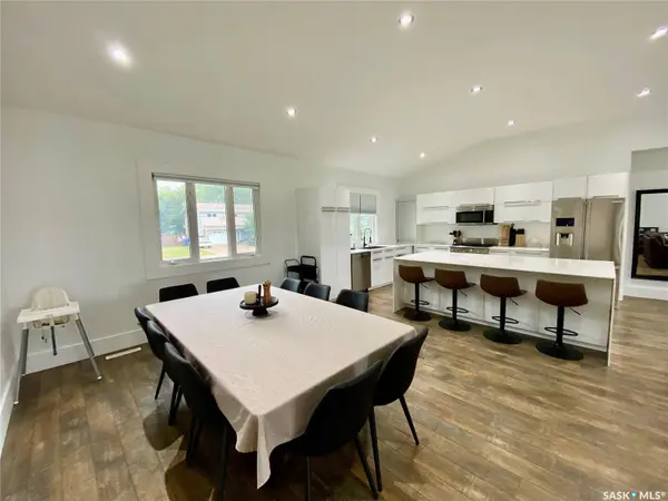 837 Prospect AVENUE, Oxbow, SK S0C 2B0