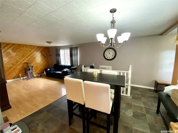 204 4th STREET E, Carnduff, SK S0C 0S0