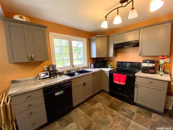 204 4th STREET E, Carnduff, SK S0C 0S0