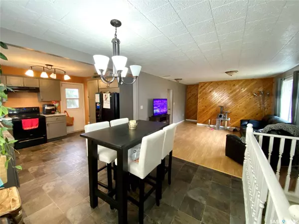 204 4th STREET E, Carnduff, SK S0C 0S0