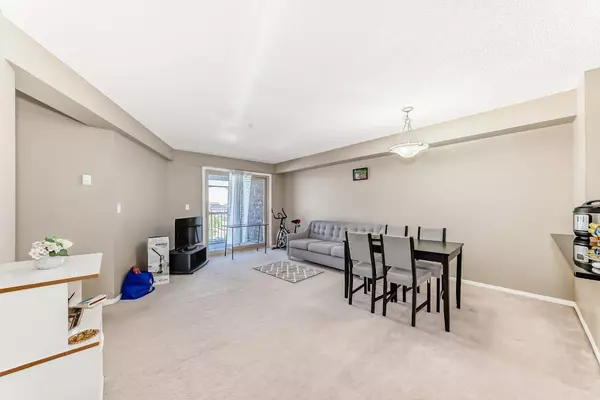 15 Saddlestone WAY NE #316, Calgary, AB T3J0S3