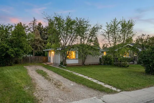 4720 Fordham CRES SE, Calgary, AB T2A 2A6