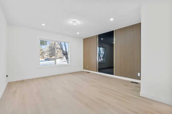4720 Fordham CRES SE, Calgary, AB T2A 2A6