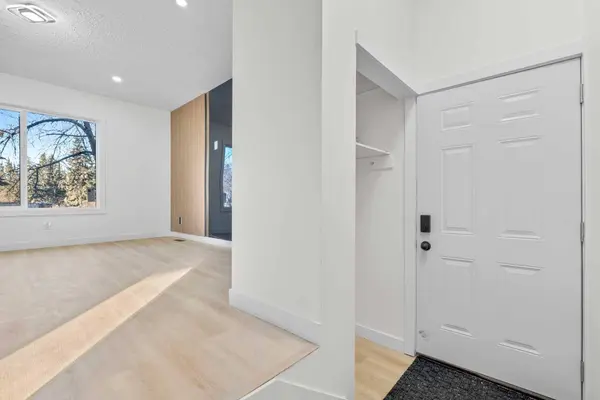 4720 Fordham CRES SE, Calgary, AB T2A 2A6