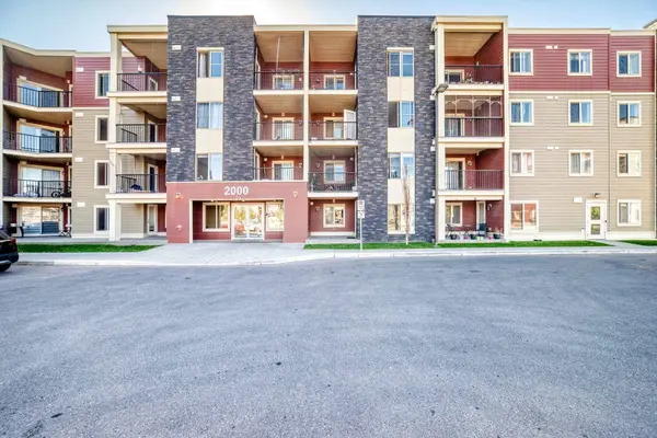 15 Saddlestone WAY NE #316, Calgary, AB T3J0S3