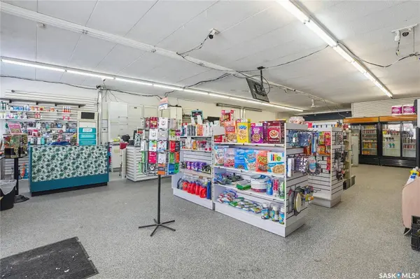 819 29th STREET W, Saskatoon, SK S7L 0N2