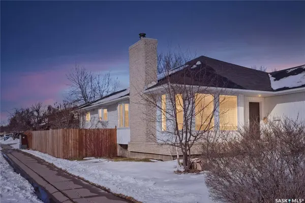 250 Bornstein COURT, Saskatoon, SK S7N 3Y3