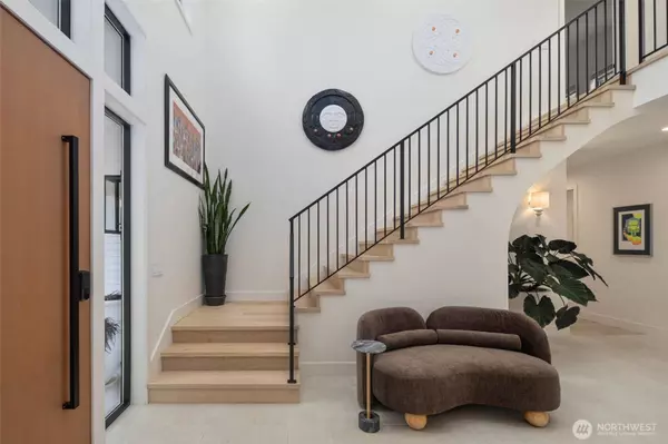 19655 Marine View DR SW, Normandy Park, WA 98166