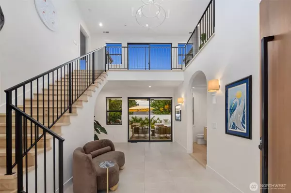 19655 Marine View DR SW, Normandy Park, WA 98166