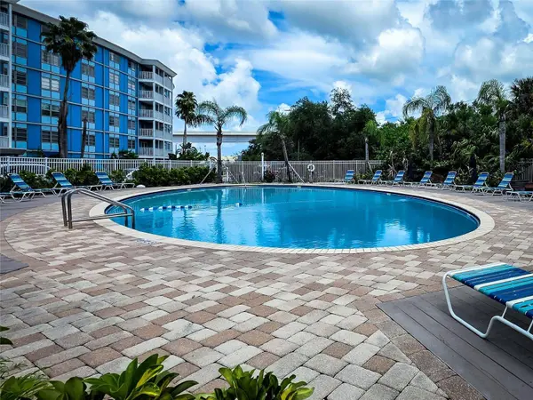 3315 58TH AVE S #409, St Petersburg, FL 33712