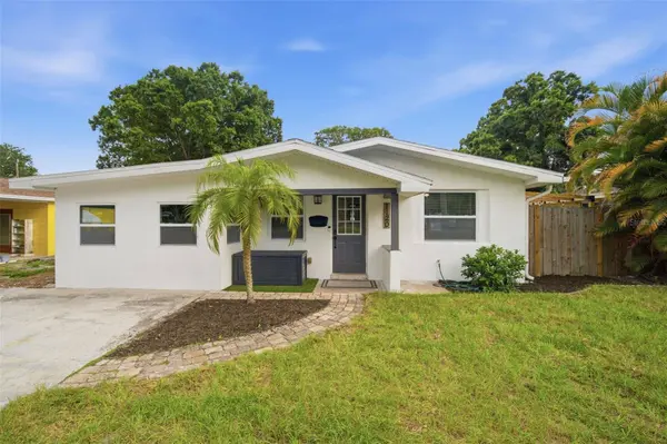 1120 52ND AVE N, St Petersburg, FL 33703